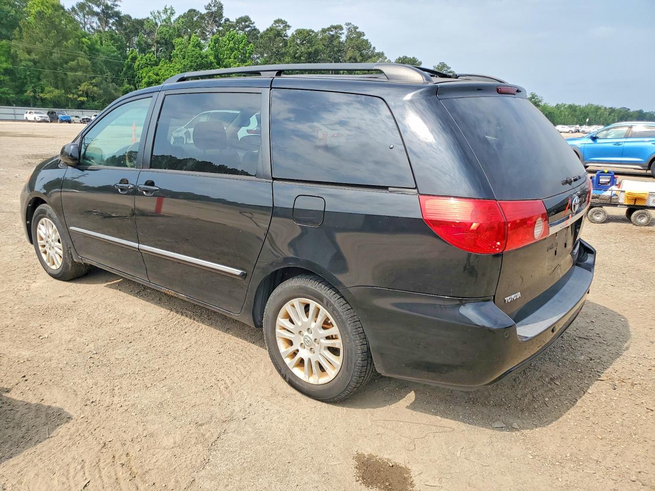 TOYOTA SIENNA 2008 — 3