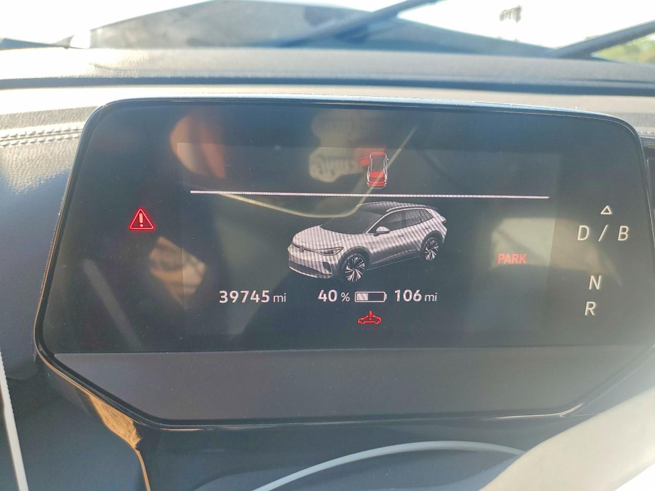 VOLKSWAGEN ID.4 2023 — 10