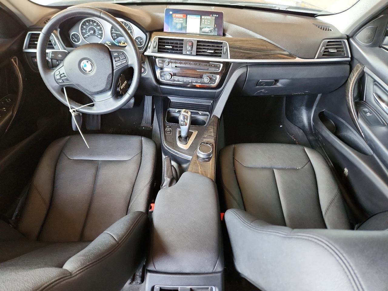 BMW 320 2018 — 9
