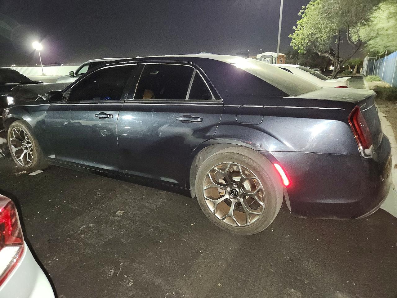 CHRYSLER 300 2015 — 3