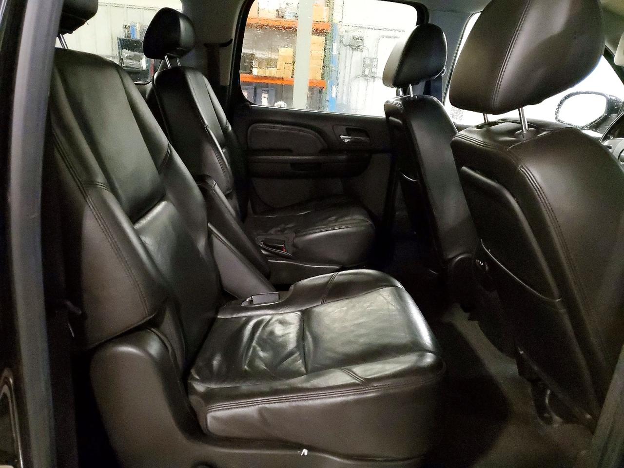 GMC YUKON XL 2010 — 12