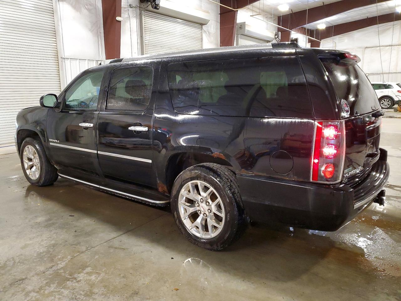 GMC YUKON XL 2010 — 3