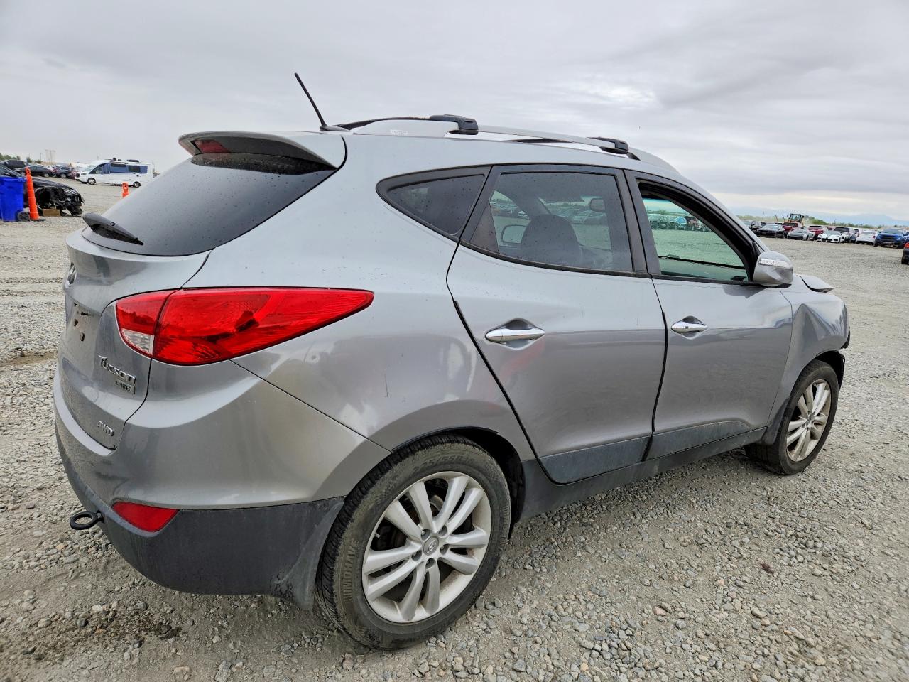 HYUNDAI TUCSON 2013 — 4