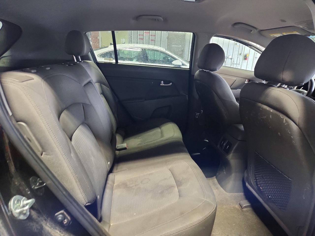 KIA SPORTAGE 2015 — 12