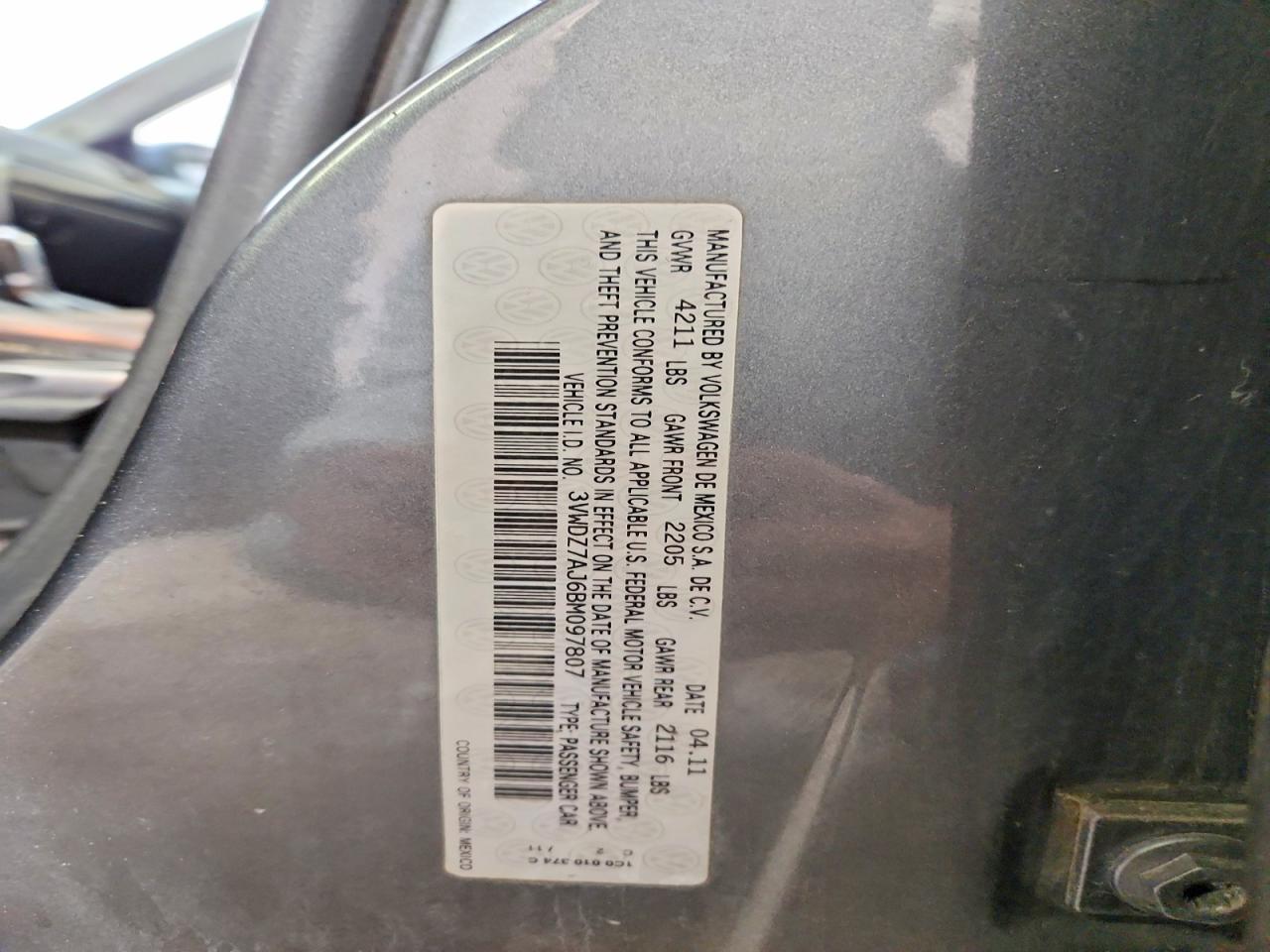 VOLKSWAGEN JETTA 2011 — 13