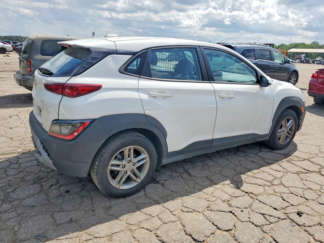 HYUNDAI KONA 2023 — 4