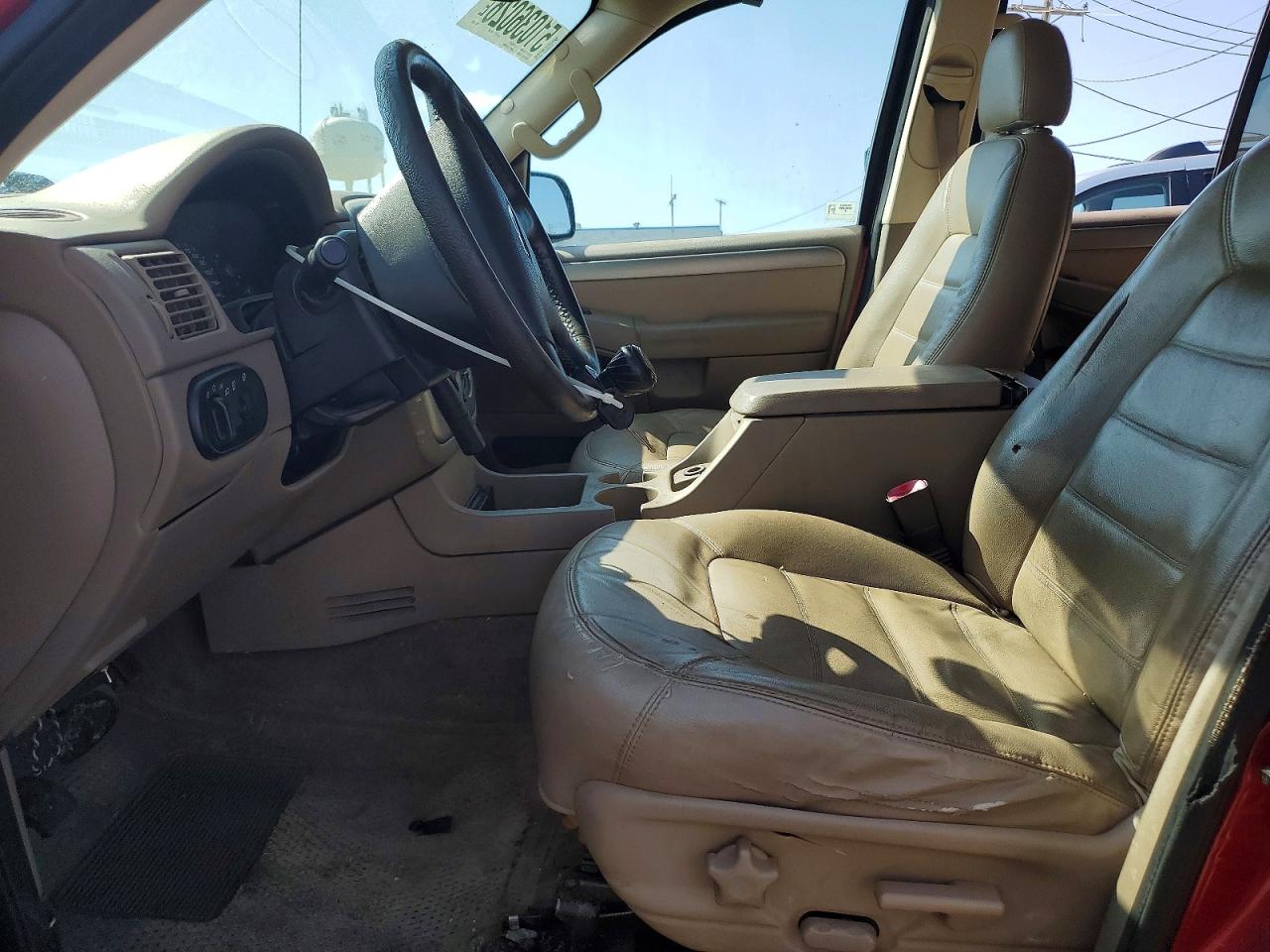 FORD EXPLORER 2003 — 8