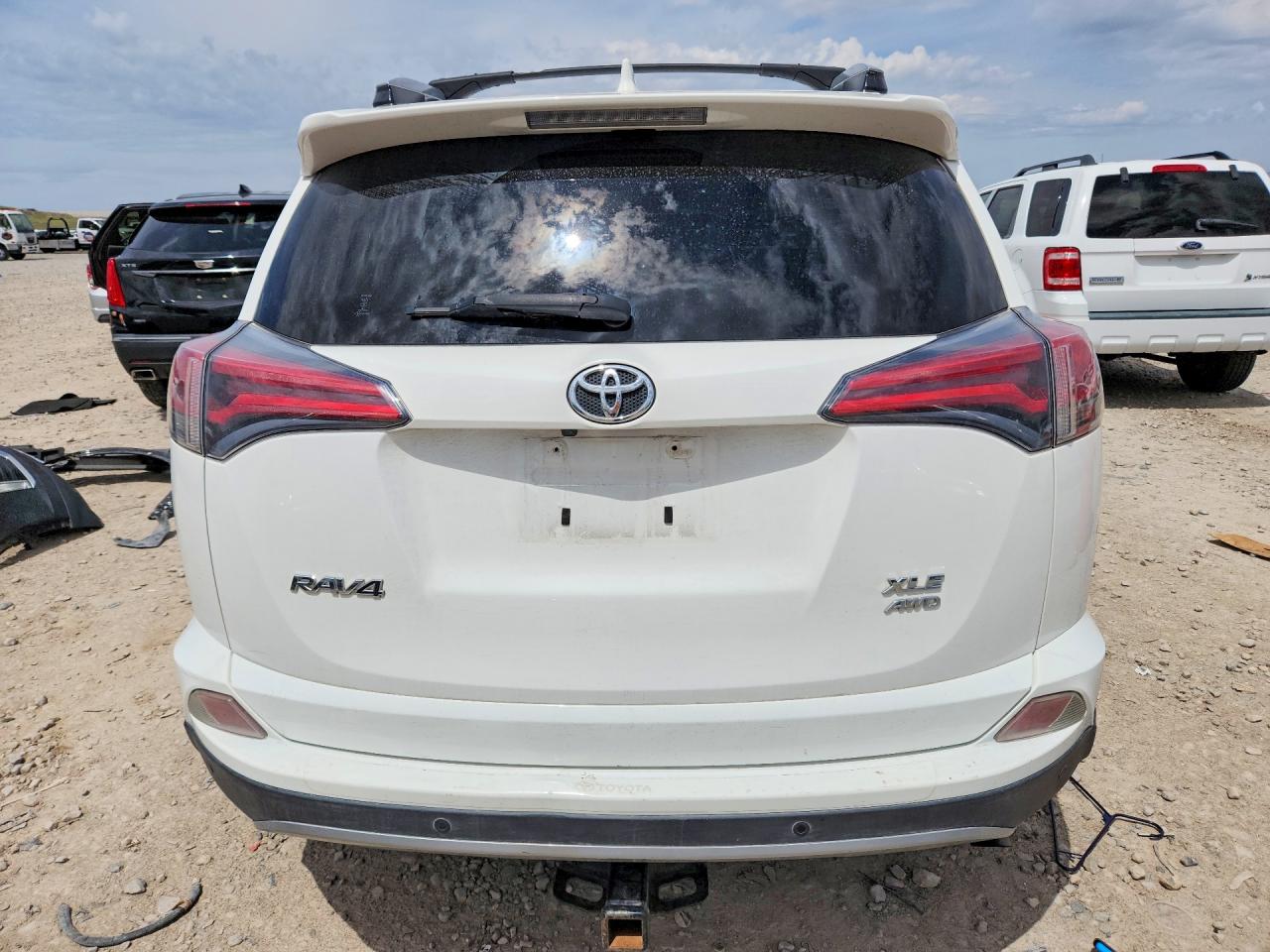 TOYOTA RAV4 2017 — 7