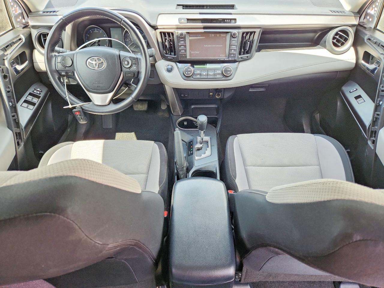 TOYOTA RAV4 2017 — 9