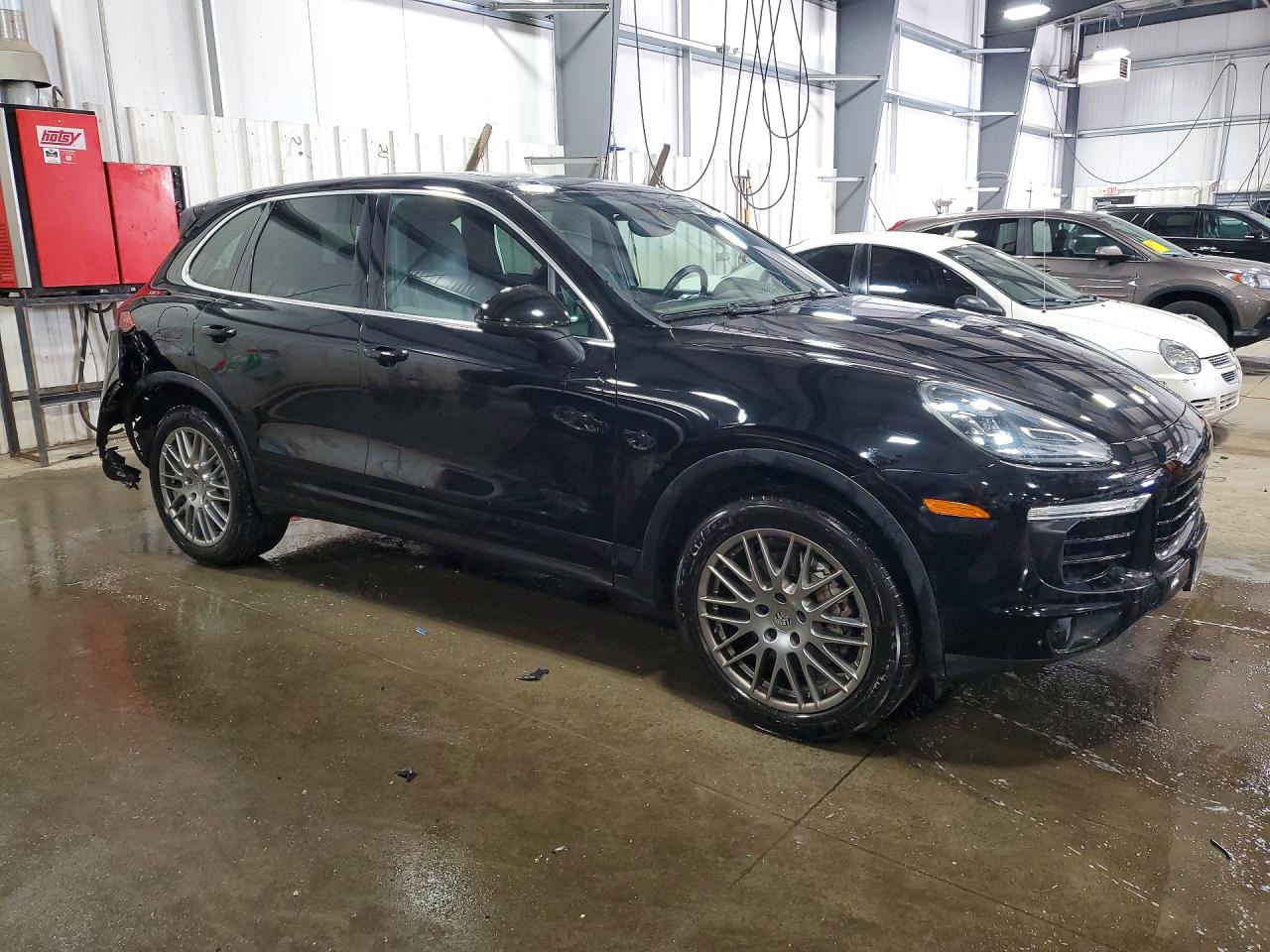 2017 PORSCHE CAYENNE S