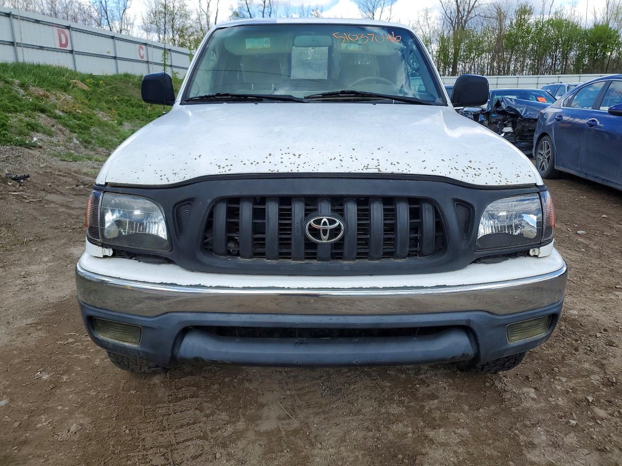 TOYOTA TACOMA 2003 — 6