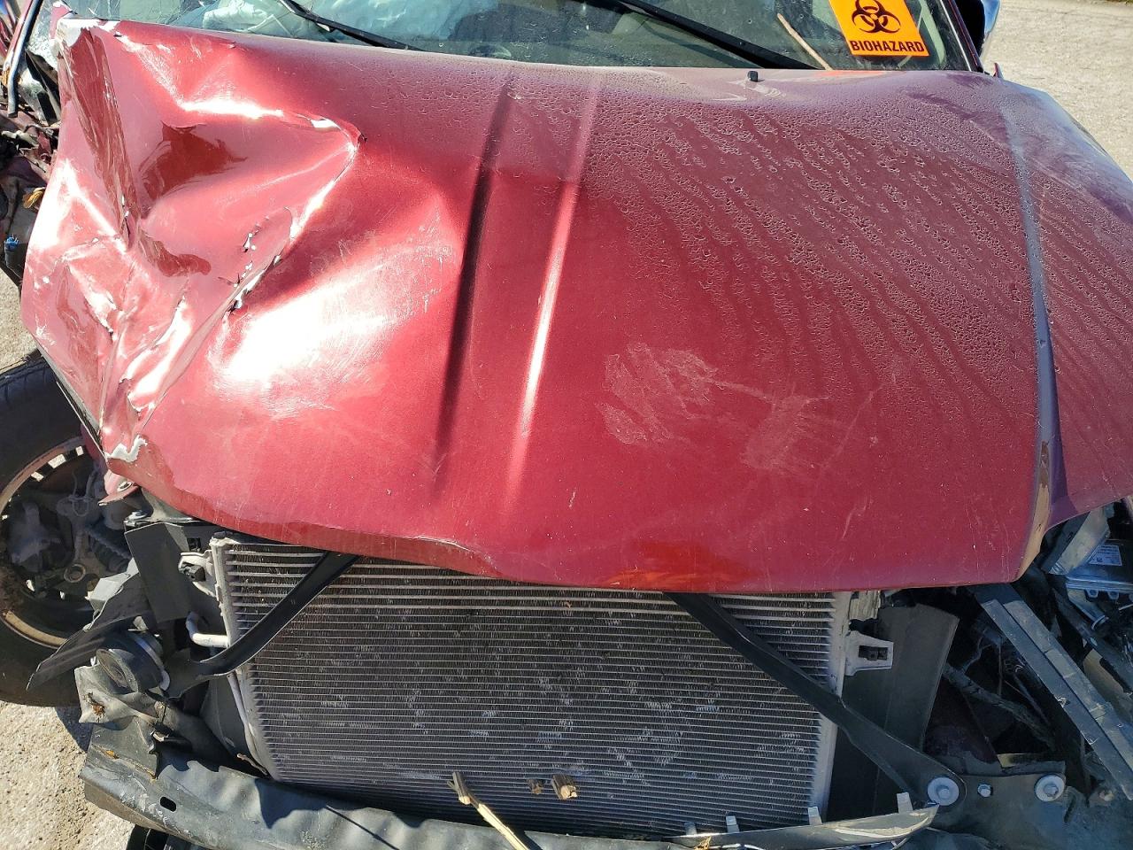 CHRYSLER TOWN & COUNTRY 2011 — 13