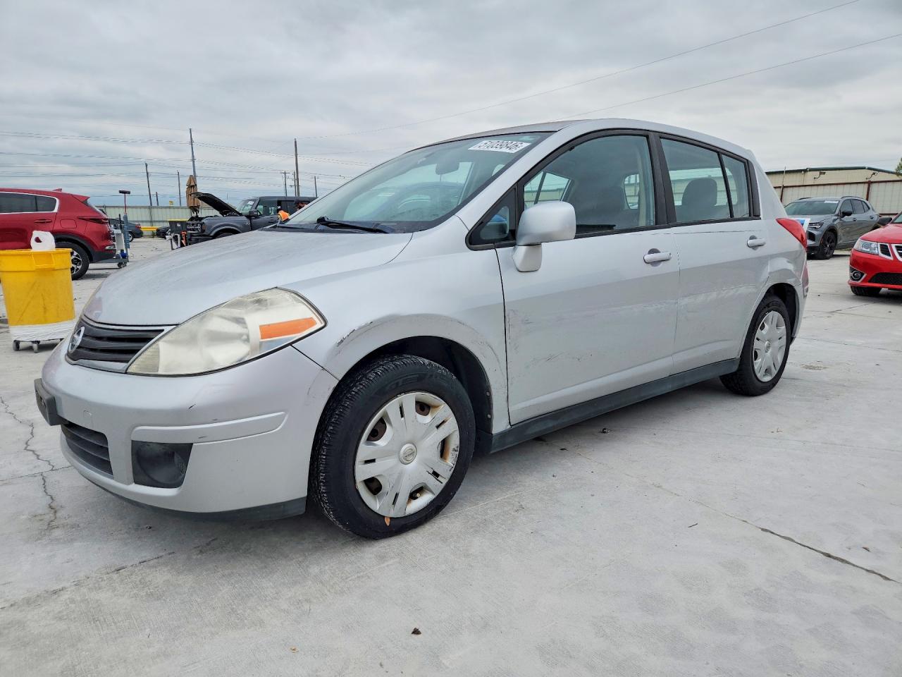 NISSAN VERSA 2011 — 2