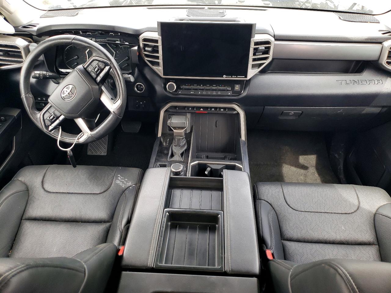 TOYOTA TUNDRA 2023 — 9