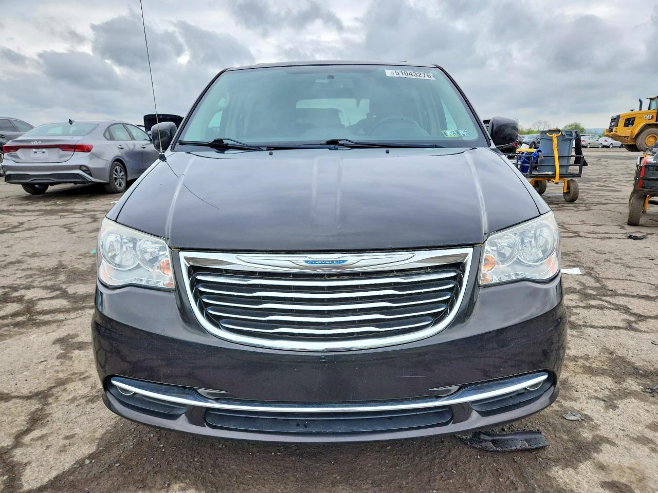 CHRYSLER TOWN & COUNTRY 2015 — 6