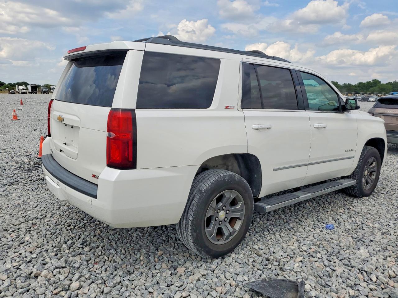 CHEV TAHOE 2016 — 4