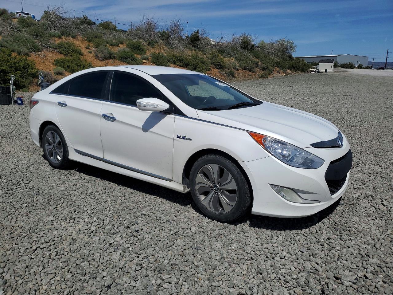 2015 HYUNDAI SONATA HYBRID LIMITED