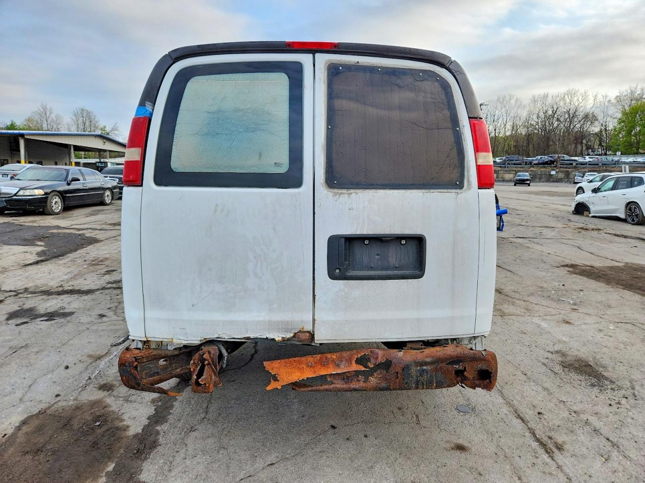 CHEVROLET EXPRESS G2500 2013 — 11