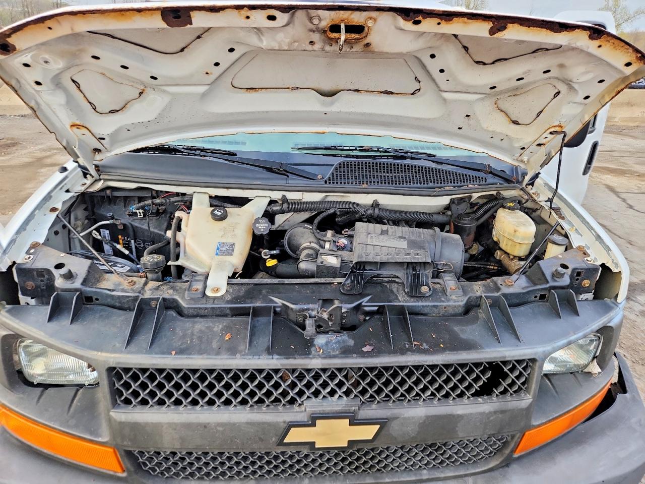 CHEVROLET EXPRESS G2500 2013 — 13