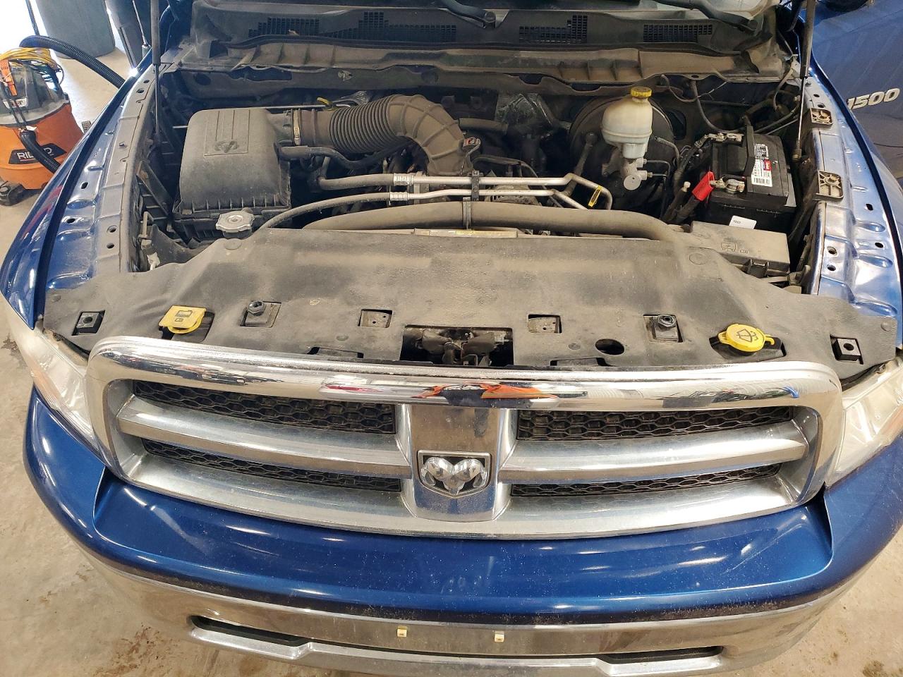 DODGE RAM 1500 2011 — 12