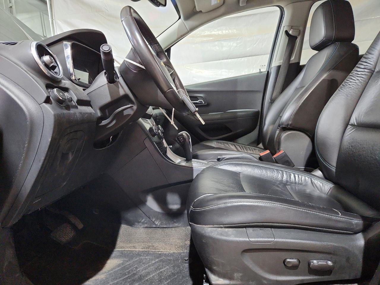 CHEV TRAX 2015 — 8