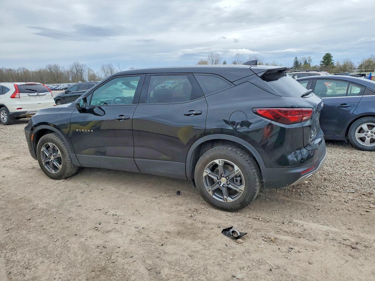 CHEVROLET BLAZER 2023 — 3