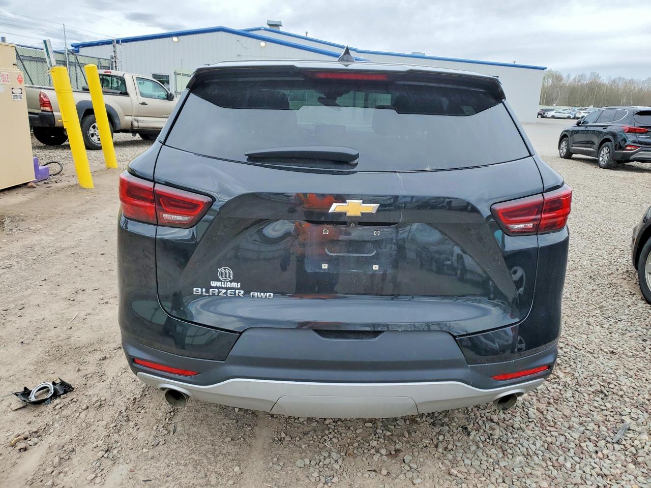 CHEVROLET BLAZER 2023 — 7