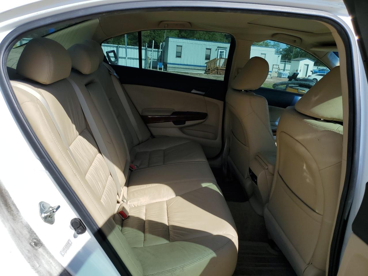 HONDA ACCORD 2011 — 11