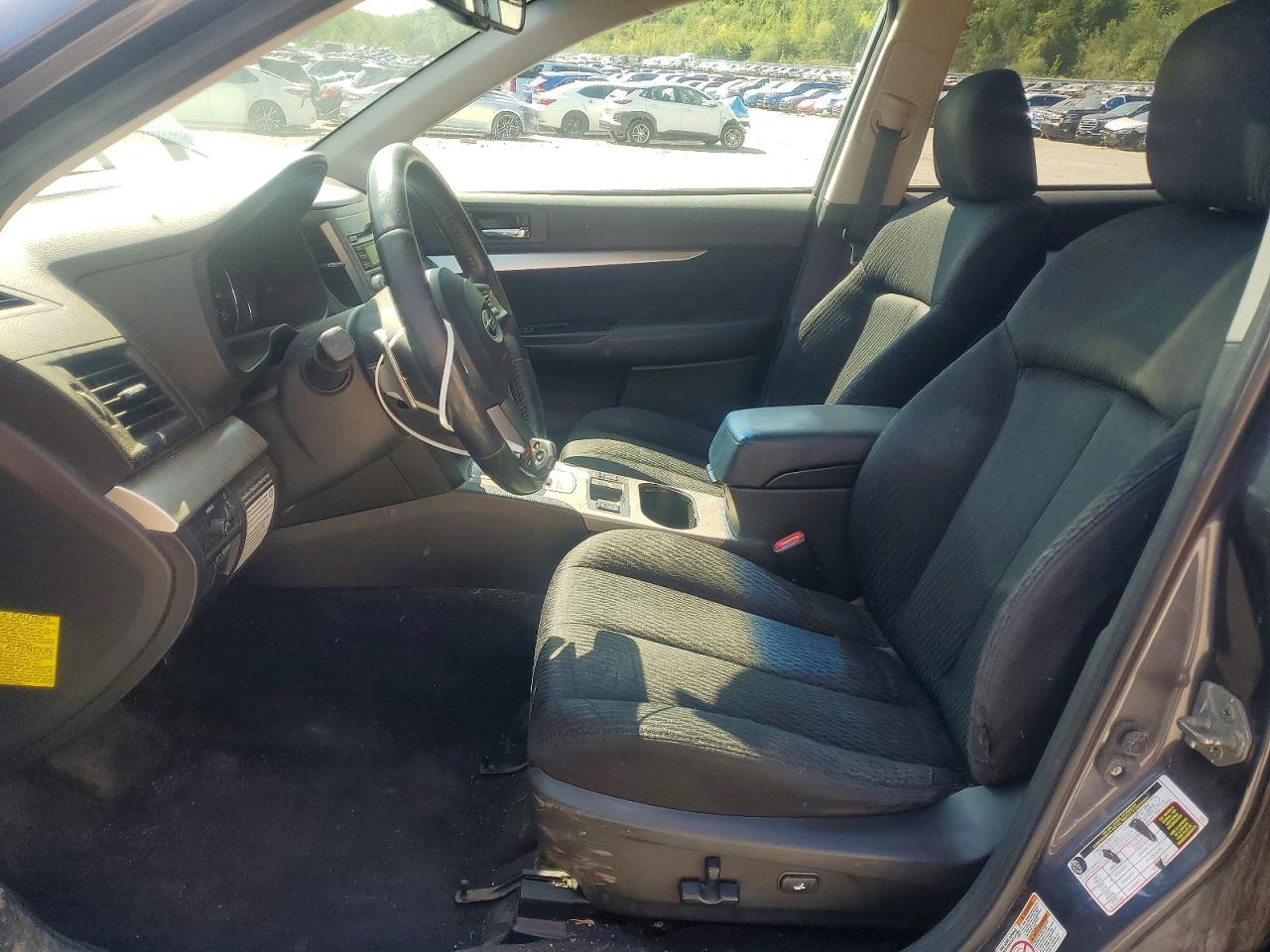 SUBARU OUTBACK 2010 — 8