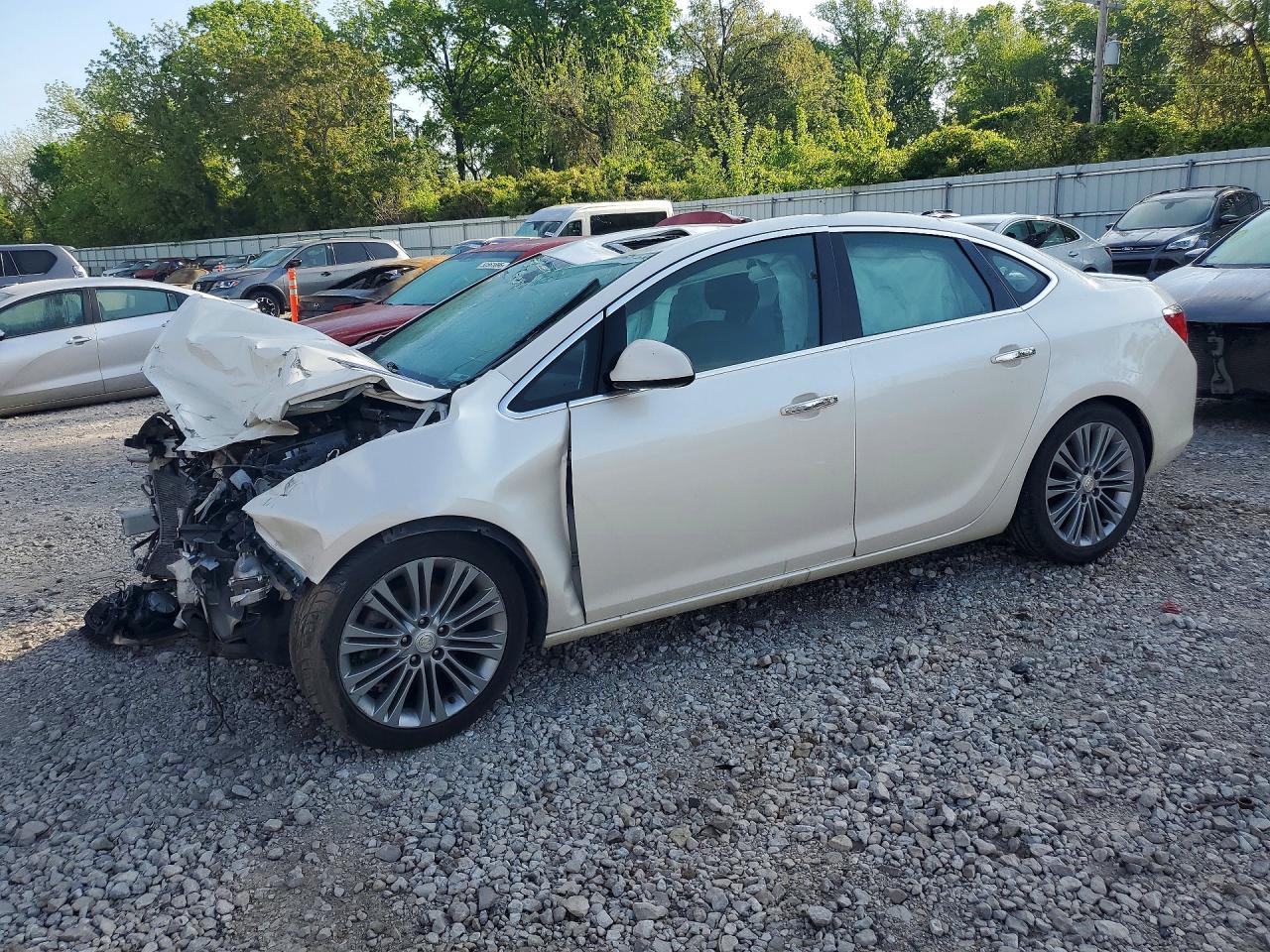 BUICK VERANO 2016 — 2