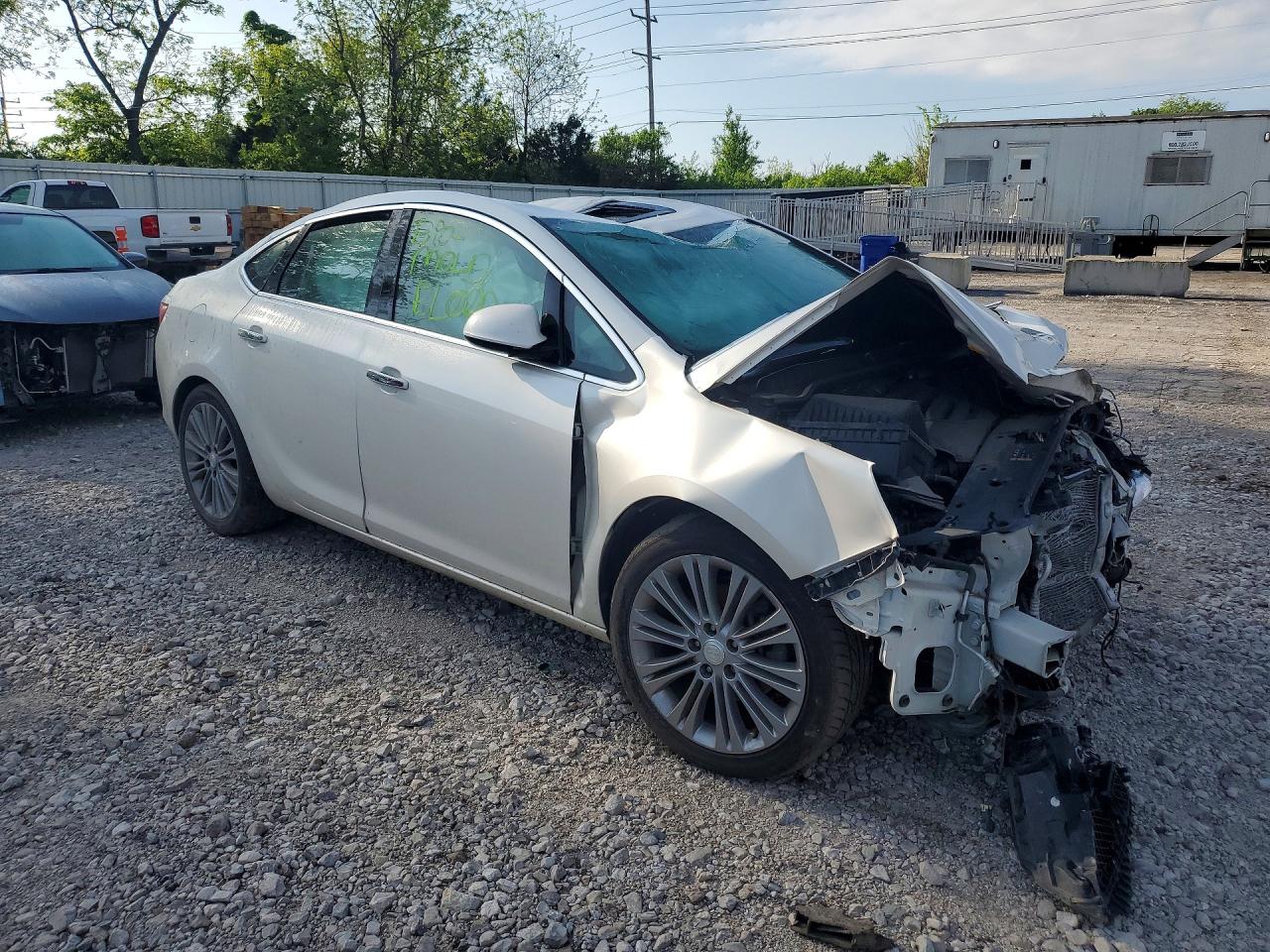 BUICK VERANO 2016 — 5