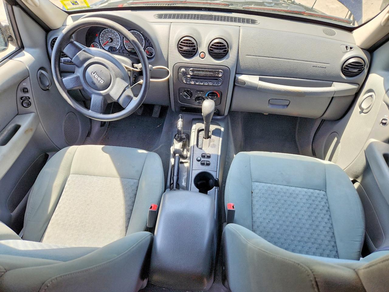 JEEP LIBERTY 2006 — 9