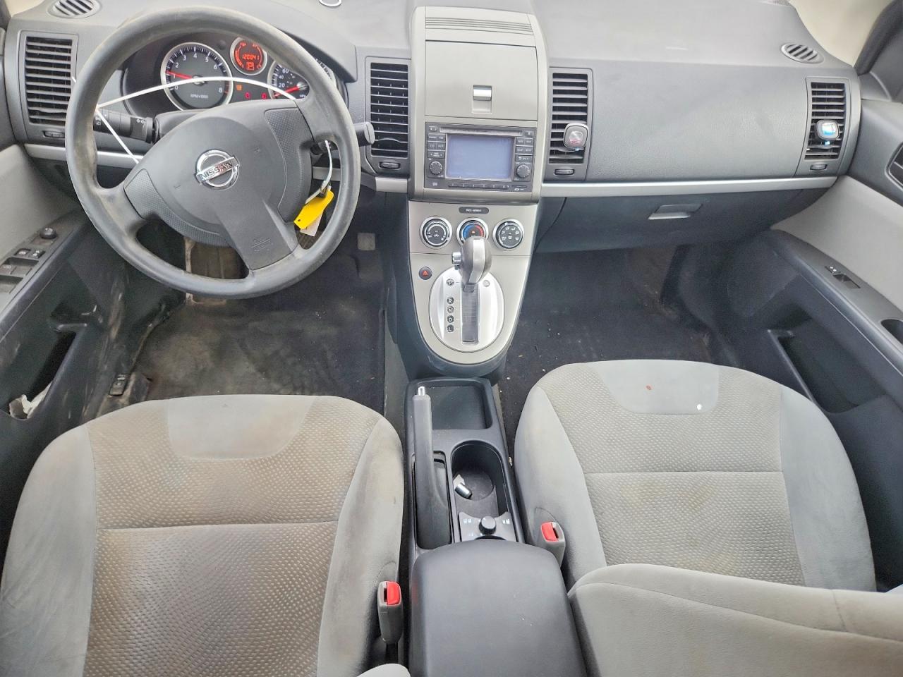 NISSAN SENTRA 2011 — 9