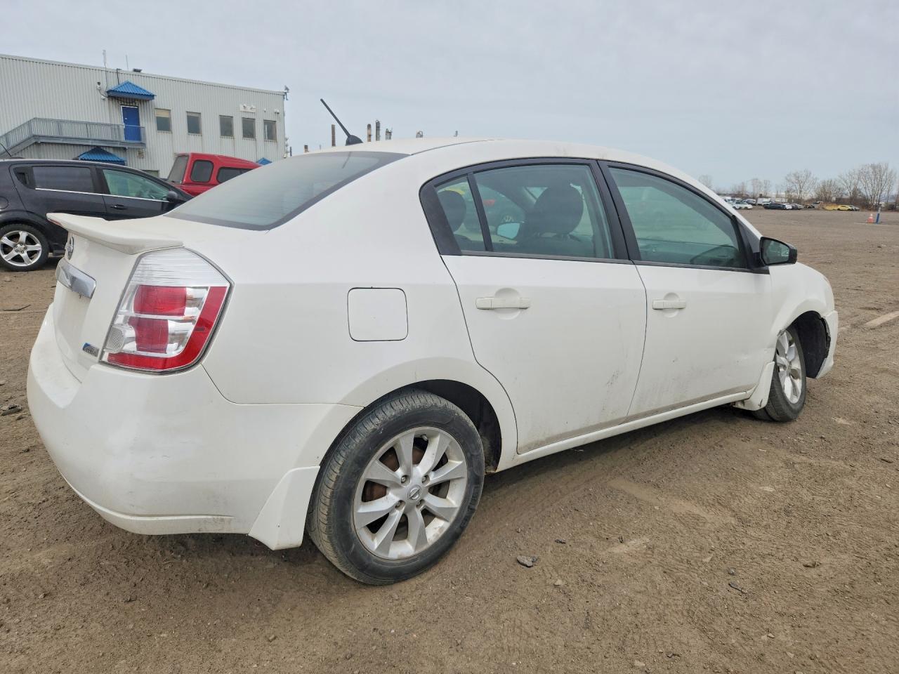 NISSAN SENTRA 2011 — 4