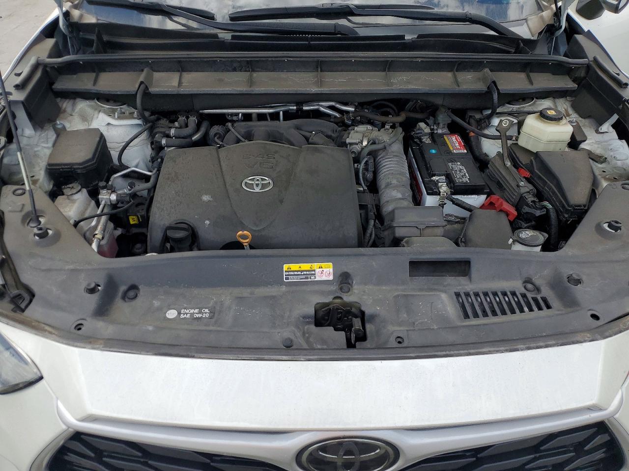 TOYOTA HIGHLANDER 2020 — 13