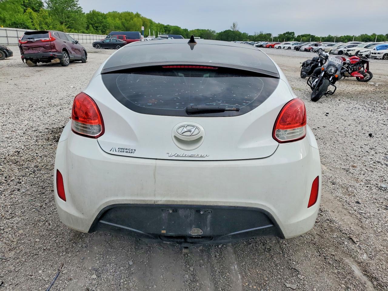 HYUNDAI VELOSTER 2012 — 7