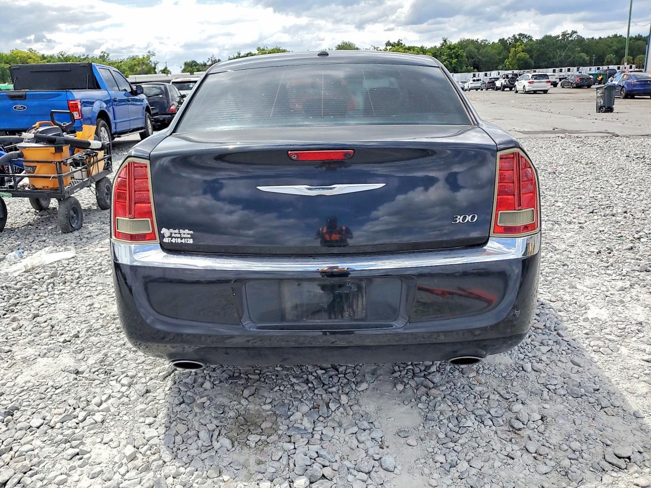 CHRYSLER 300 2014 — 7