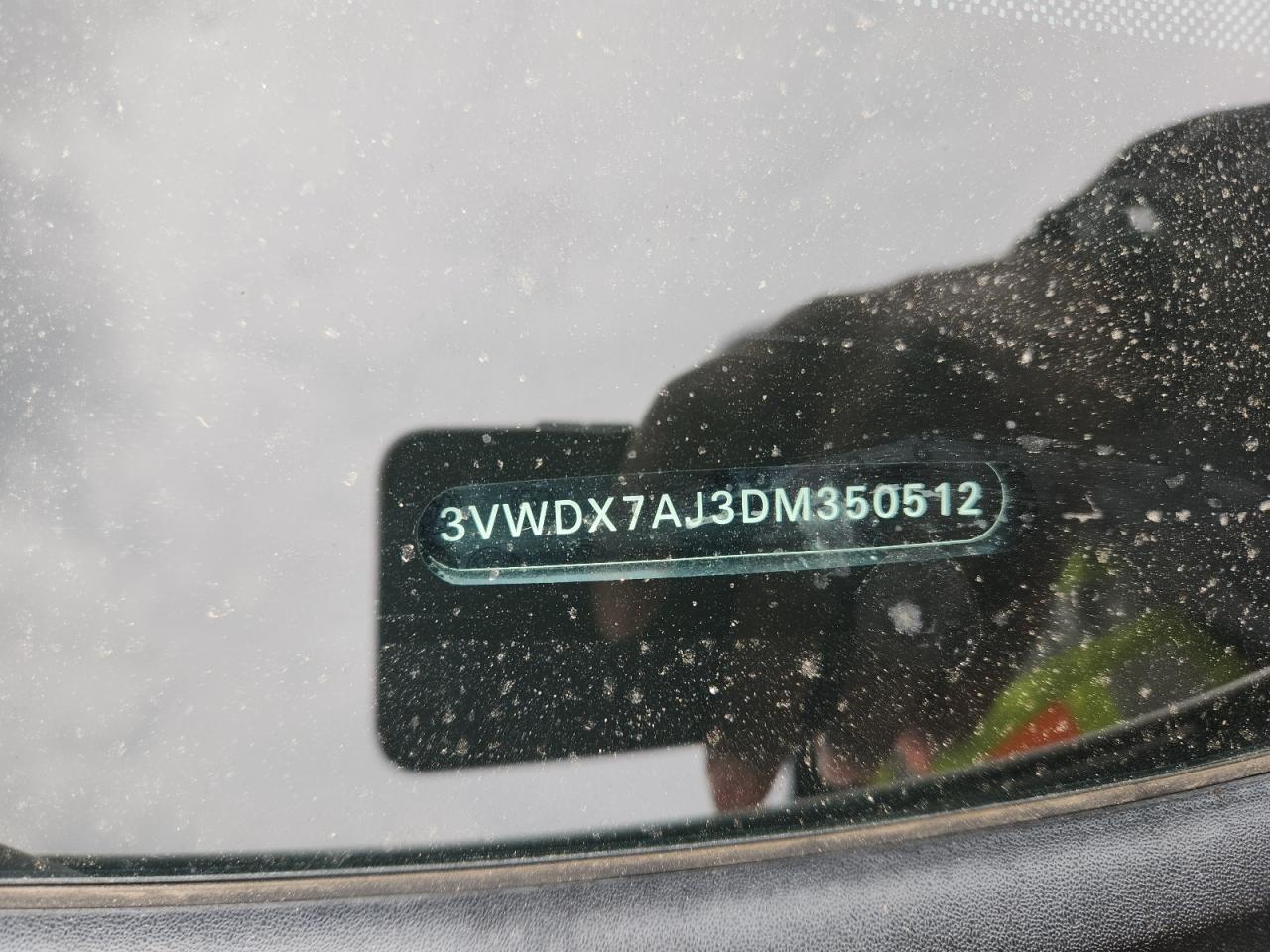 VOLKSWAGEN JETTA 2013 — 13