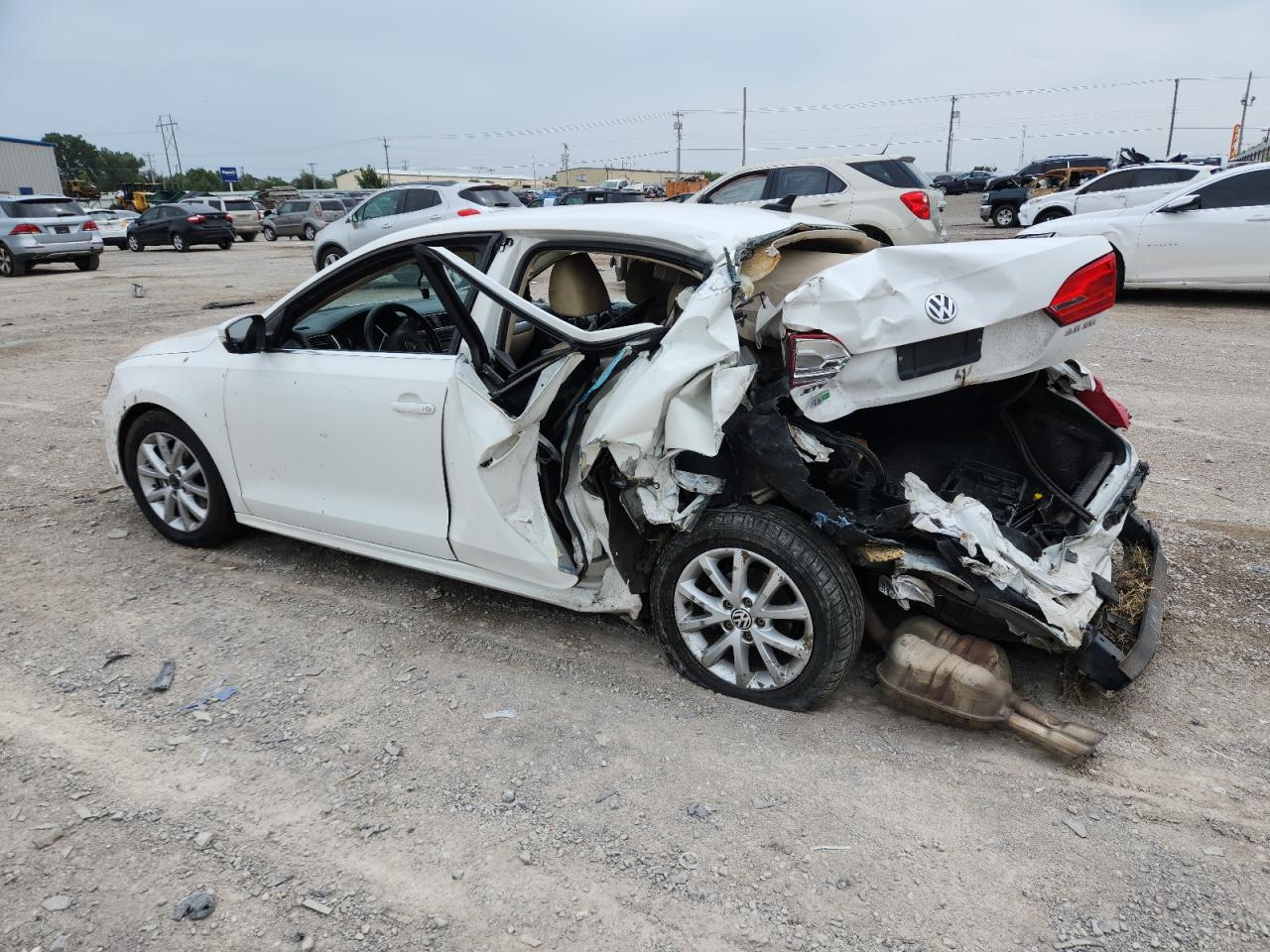 VOLKSWAGEN JETTA 2013 — 3
