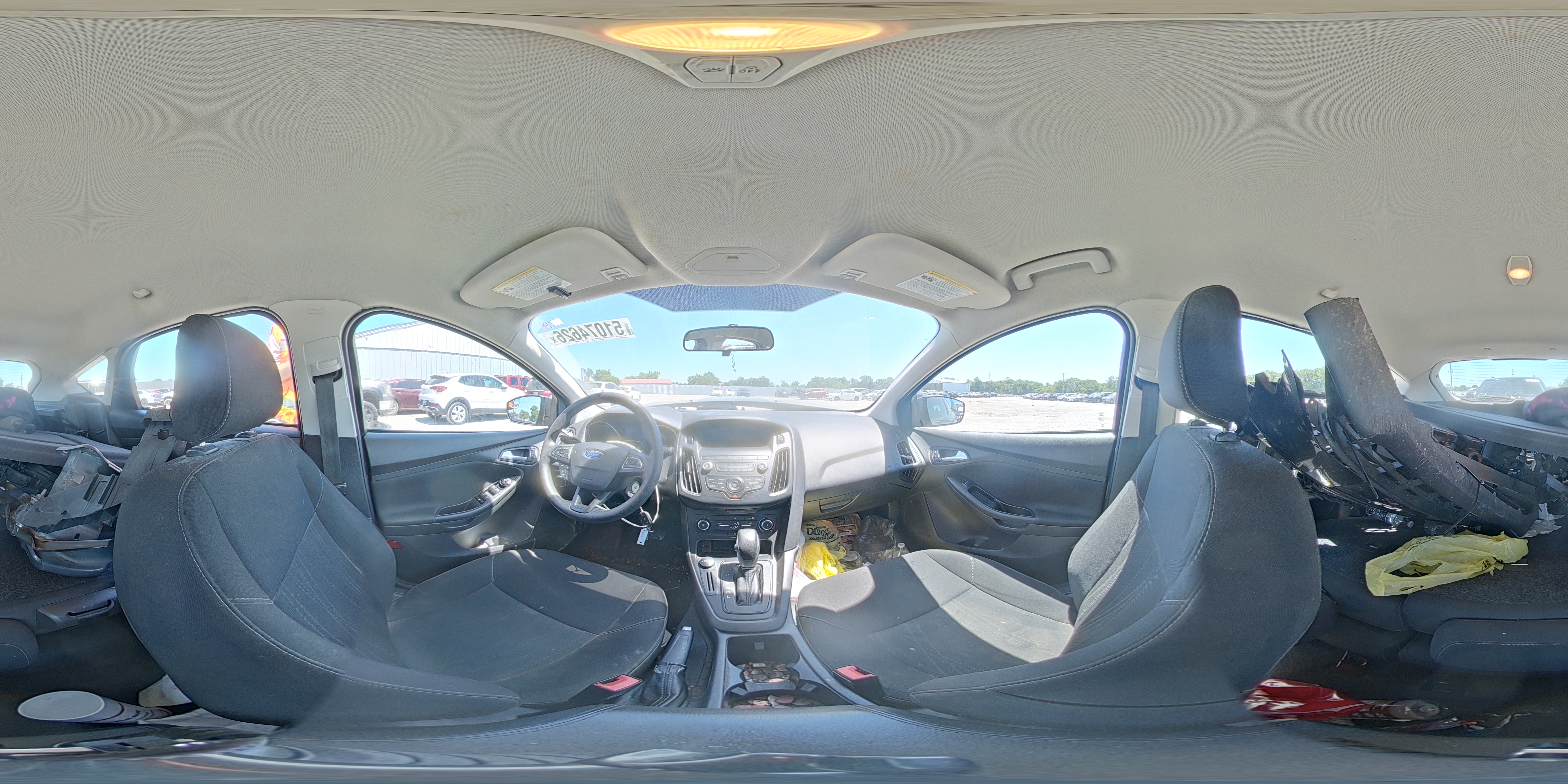FORD FOCUS 2018 — 14