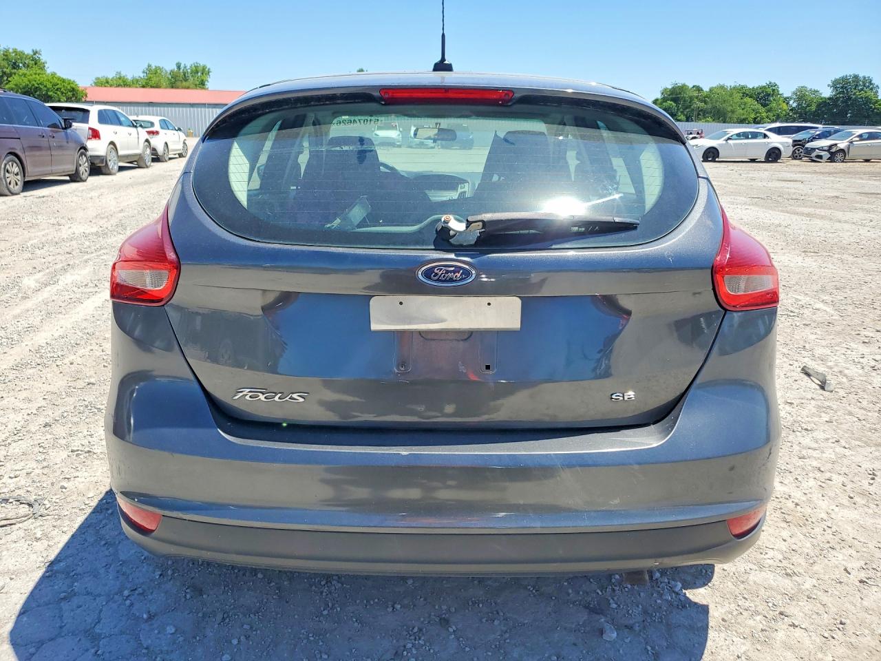 FORD FOCUS 2018 — 7