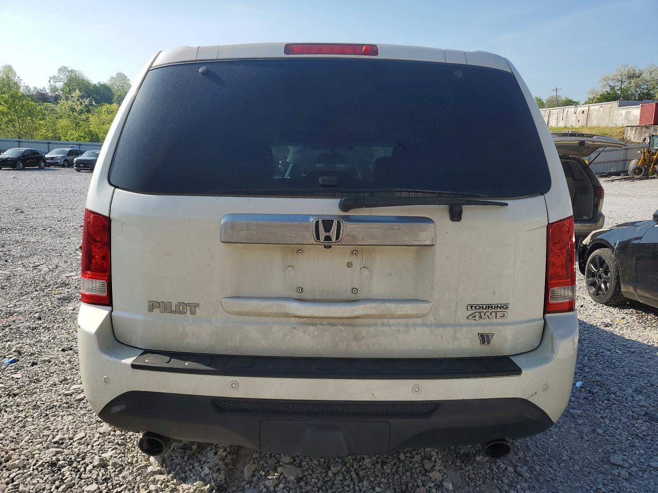HONDA PILOT 2015 — 7