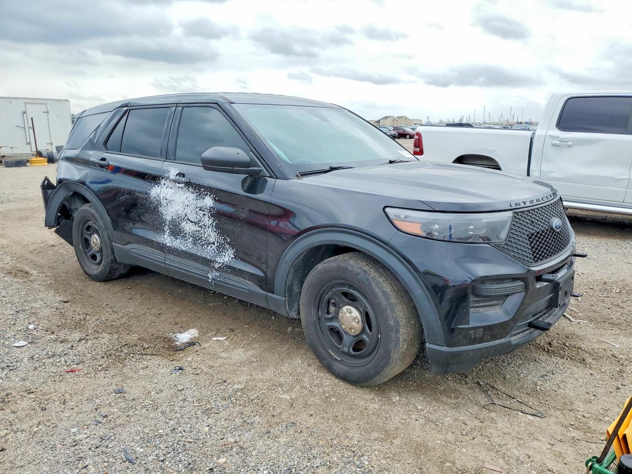 FORD EXPLORER 2022 — 5