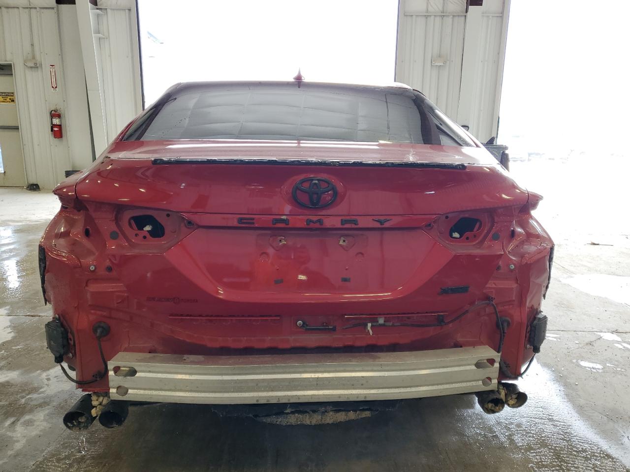 TOYOTA CAMRY 2022 — 7
