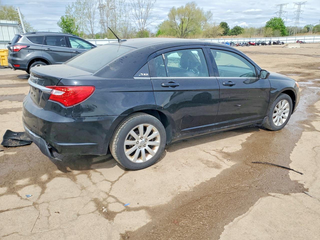 CHRYSLER 200 2013 — 4