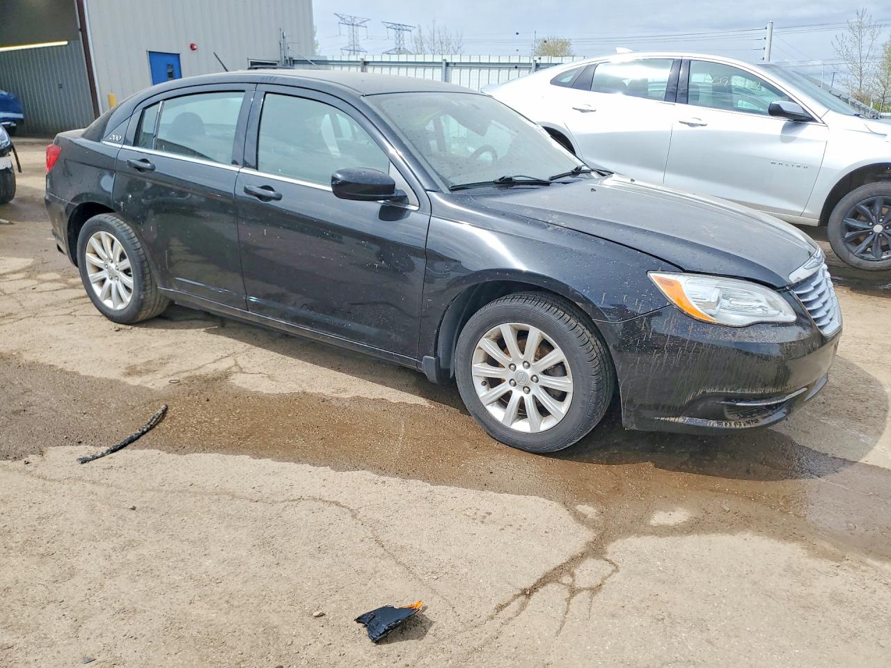 CHRYSLER 200 2013 — 5