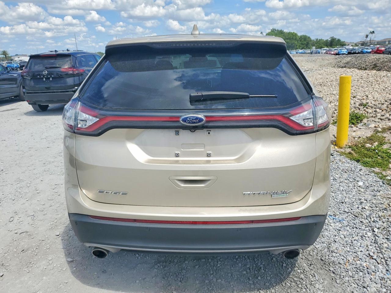 FORD EDGE 2017 — 7