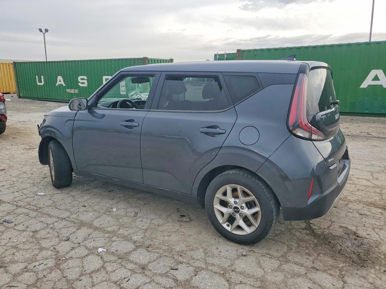 KIA SOUL 2023 — 3