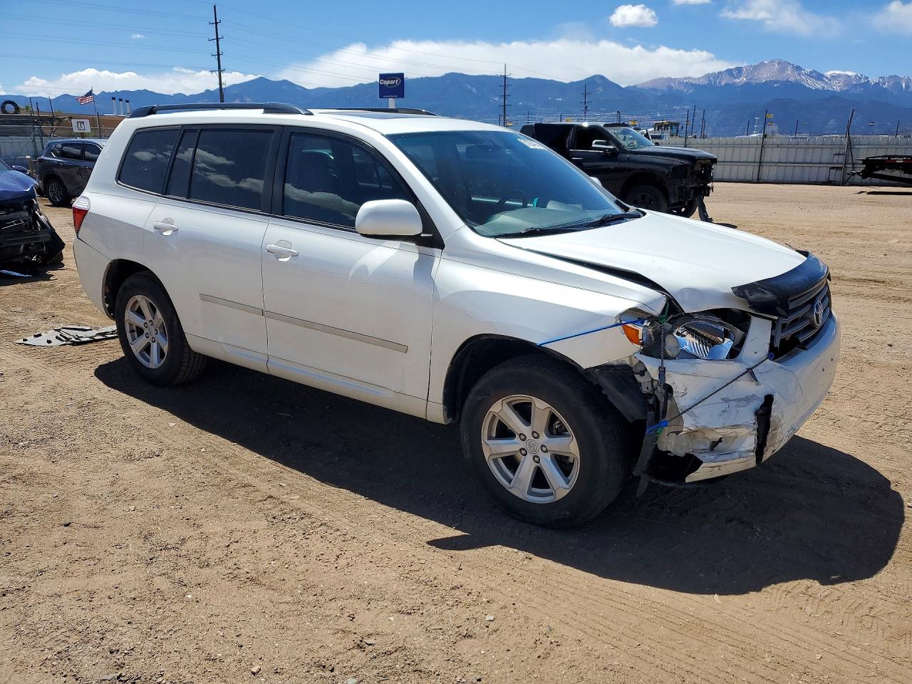 TOYOTA HIGHLANDER 2010 — 5