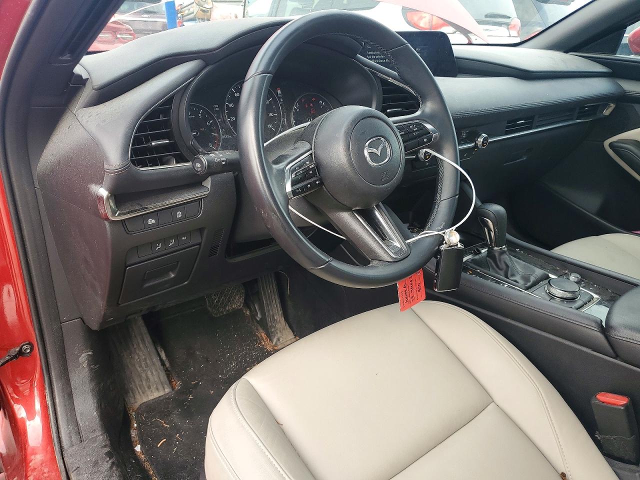 MAZDA 3 2024 — 9